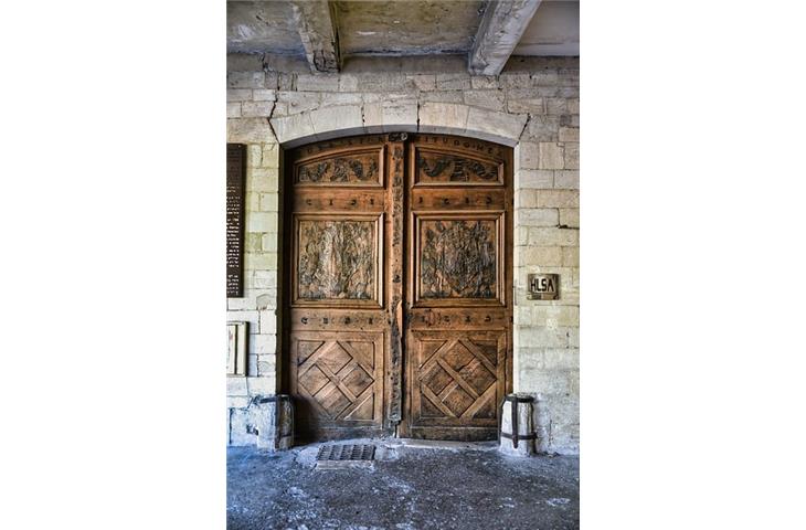 latch door security