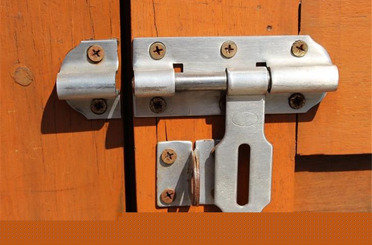 sliding spring latch