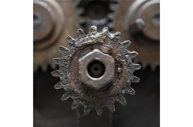 bolt flush