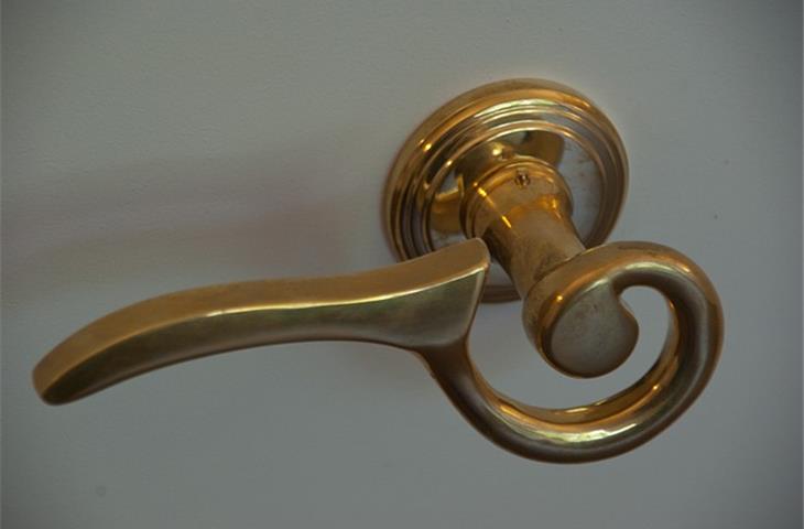 door knob inside parts