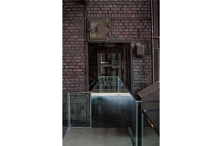 Industrial Latch