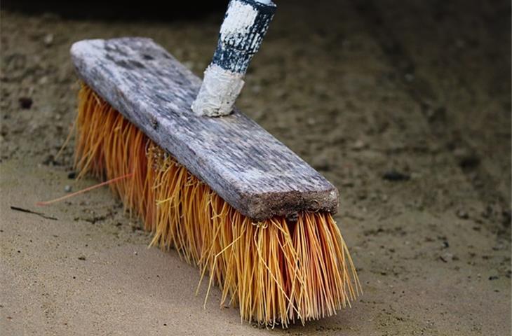 nylon brush door sweep