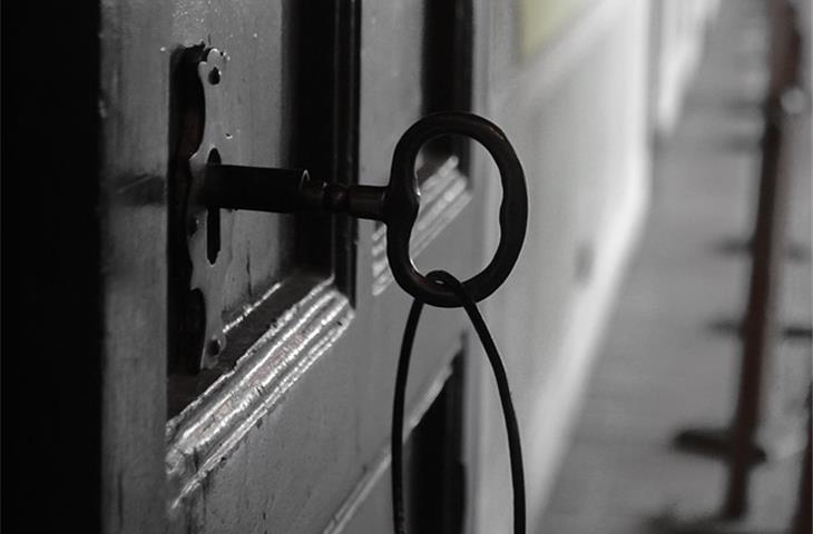 door lock dead bolt