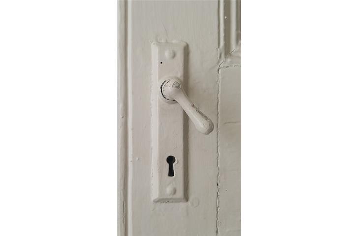 doorknob manufacturers