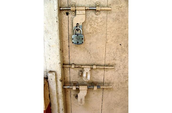 door lock dead bolt