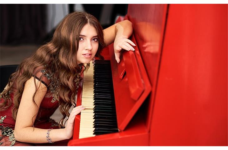 long piano hinge