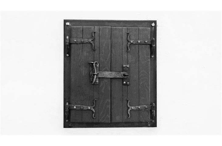 lock and hinge