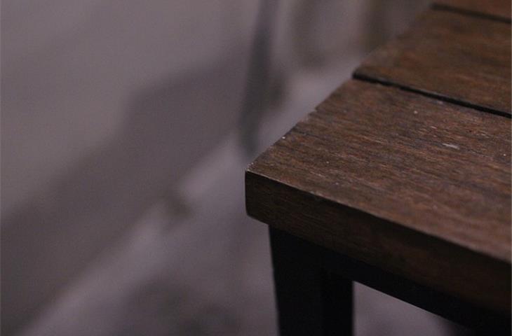 corner hinge